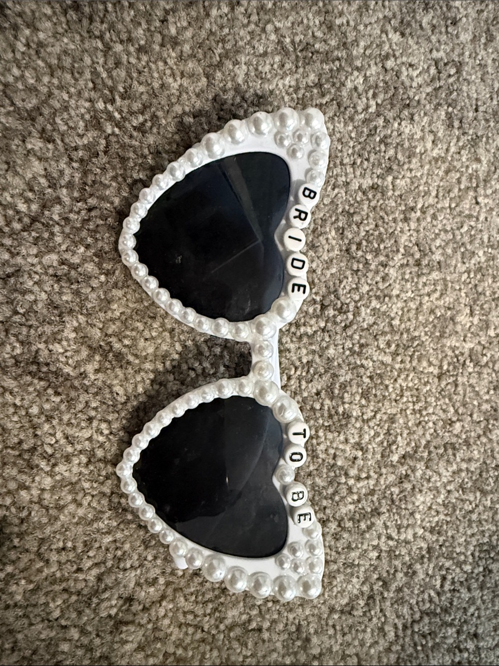Bride To Be Pearl Heart Sunglasses - White